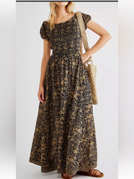 Free People Dresses & Skirts - Free People Ultraviolet Dress Black and Gold Floral Maxi